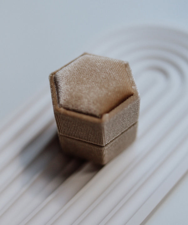 Velvet Hexagon Ring Box