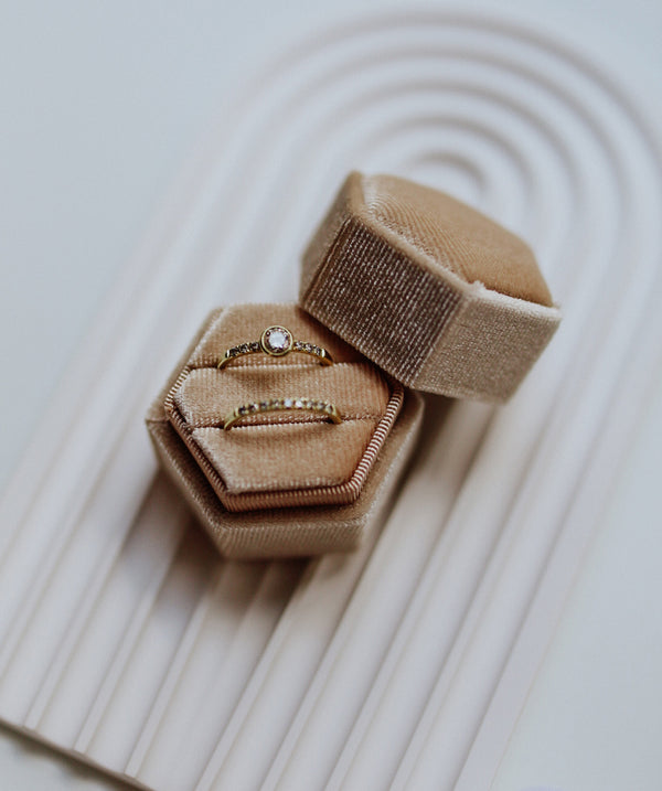 Velvet Hexagon Ring Box